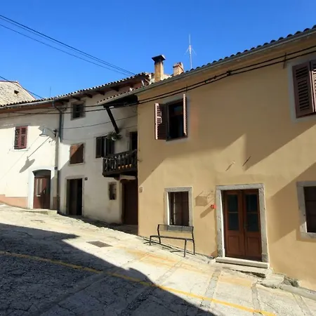 Galerija *